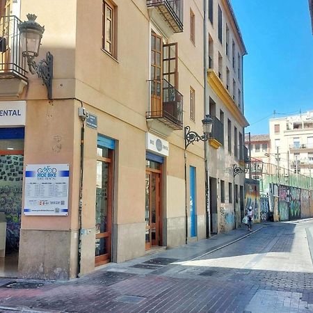 Hogar Vera Apartments&Bikes Valencia Luaran gambar