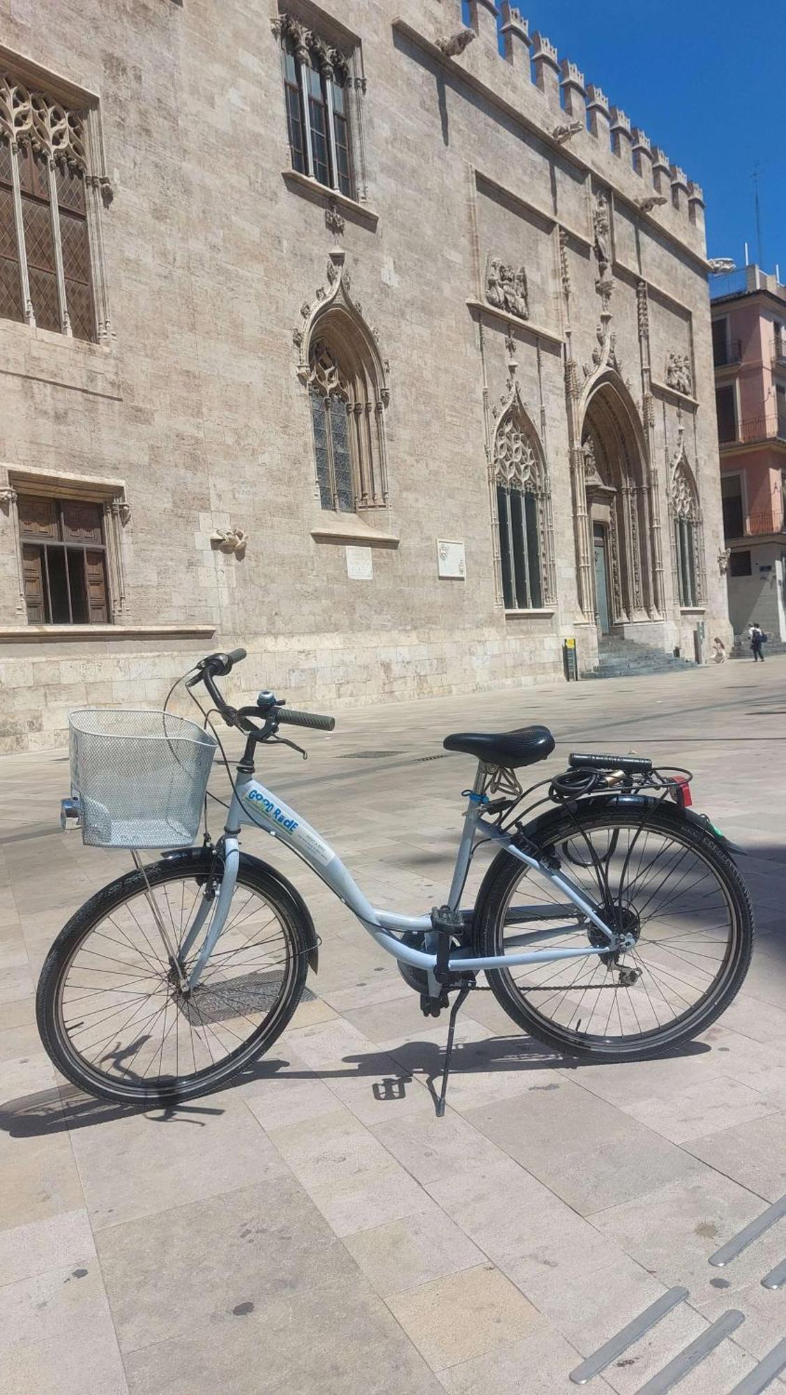 Hogar Vera Apartments&Bikes Valencia Luaran gambar